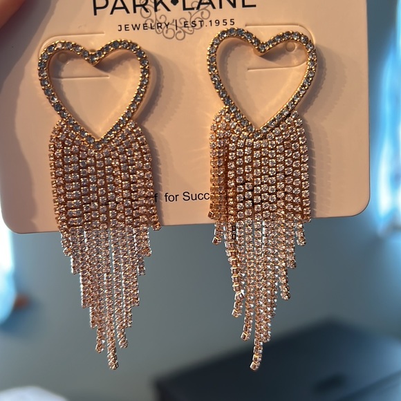 Park Lane heart earrings - Picture 3 of 3